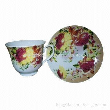Ceramic cup and saucer sets, made of porcelain AB grade